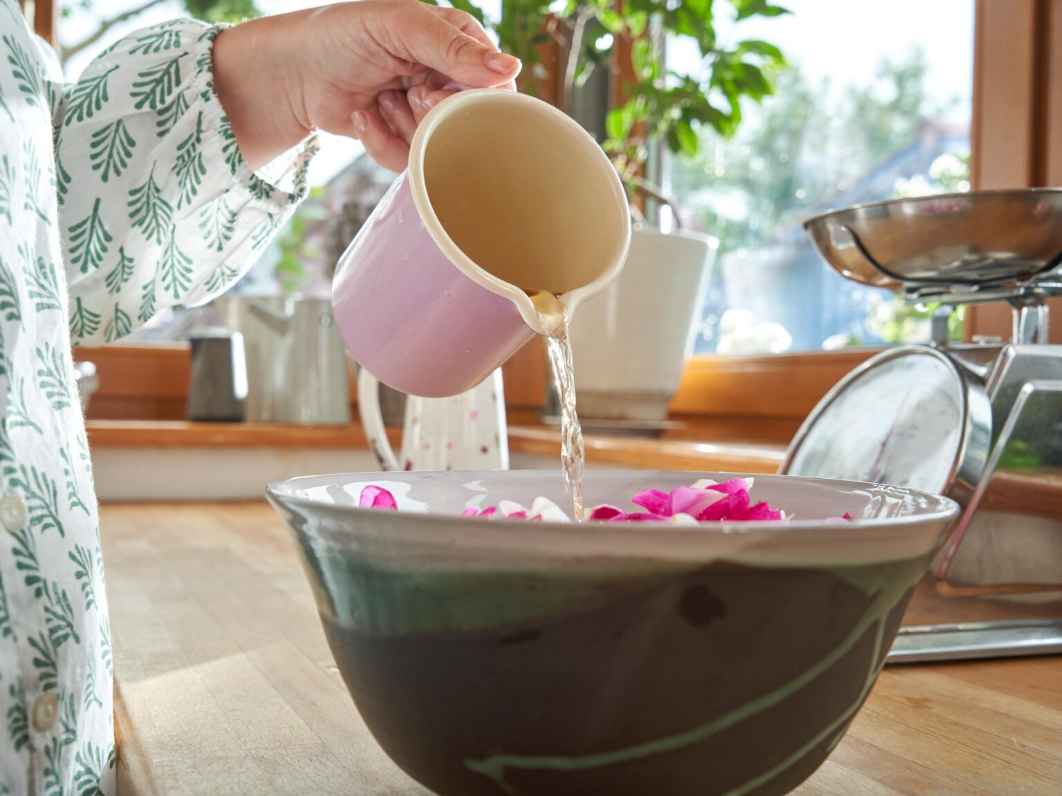 Duftiges Rezept: Selbst gemachtes Rosengelee - Gern im Garten