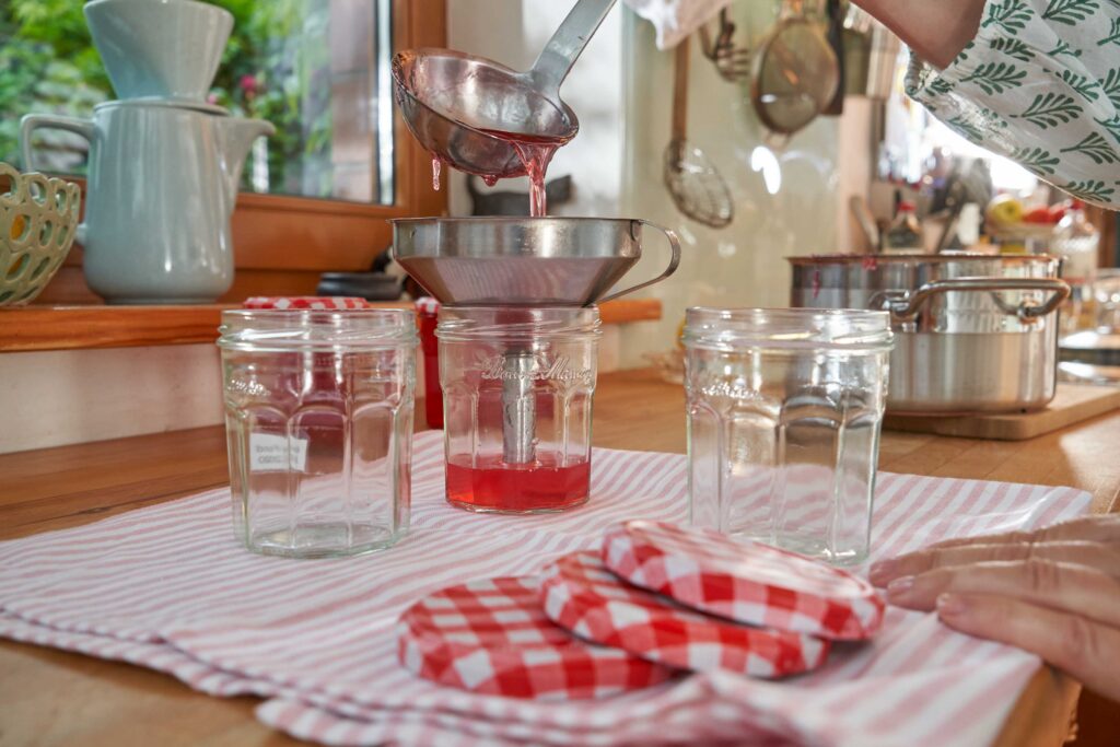 Duftiges Rezept: Selbst gemachtes Rosengelee - Gern im Garten